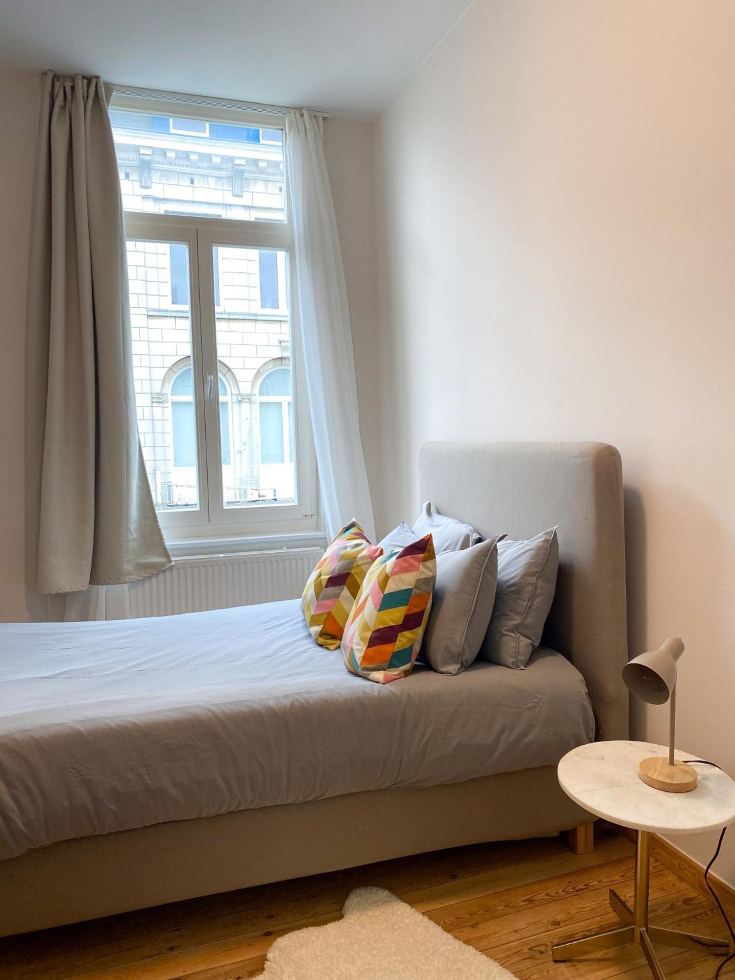 New Cozy Apartments In Porte De Hal Brussel Bagian luar foto