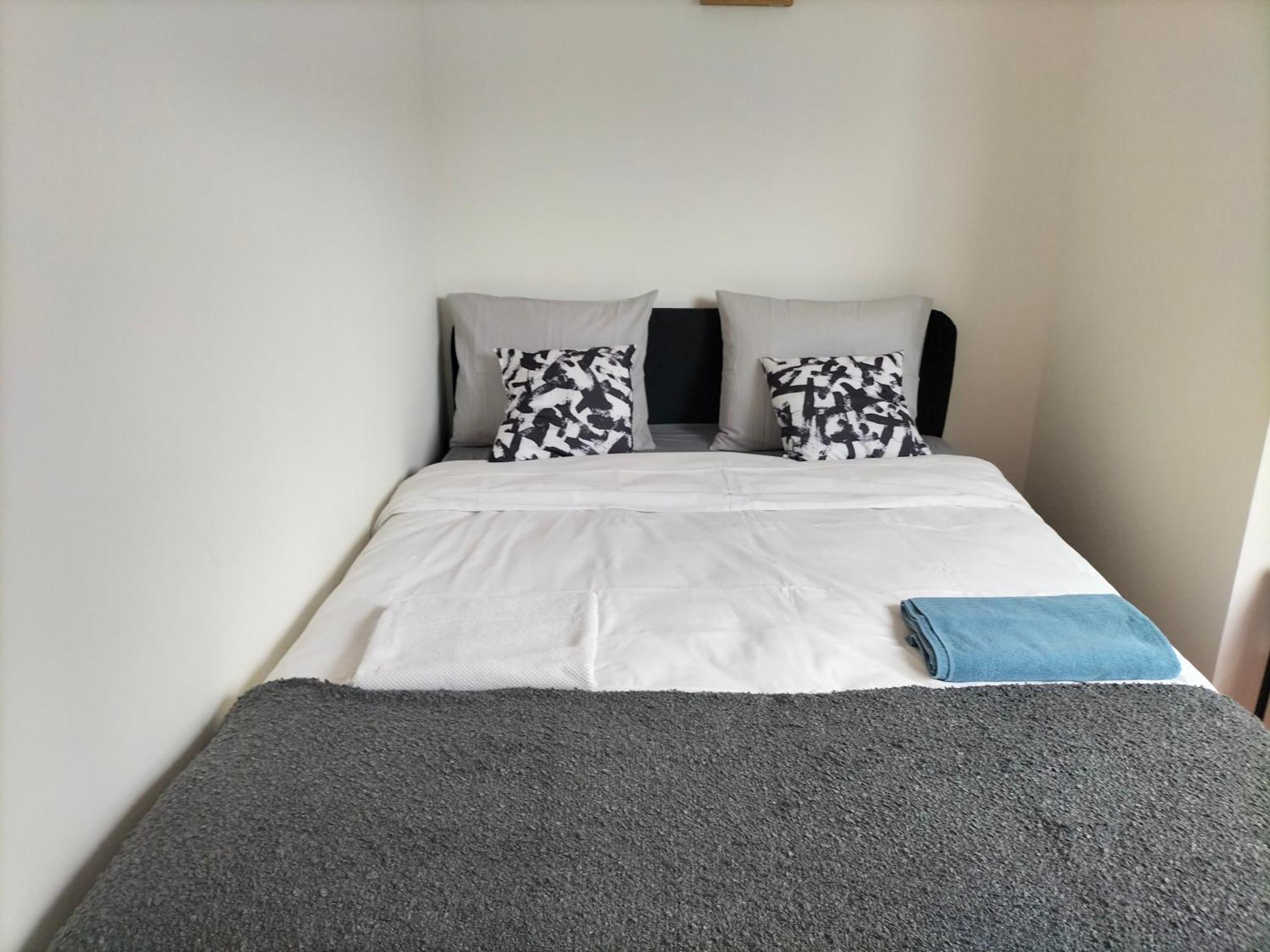 New Cozy Apartments In Porte De Hal Brussel Bagian luar foto